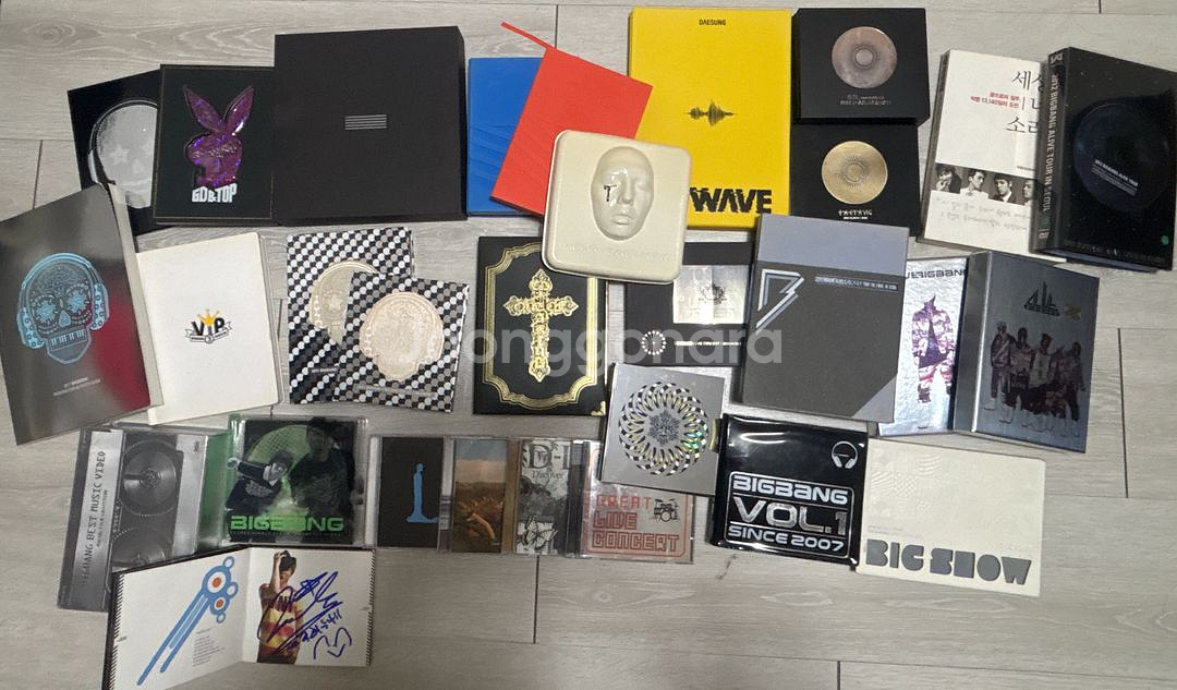 뒤에 사진 더 있음) 빅뱅 굿즈,앨범,DVD 판매합니다--1