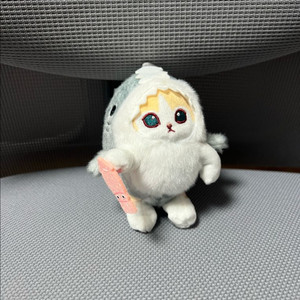 모후샌드 크림냥 상어코스튬 키링 팝니당