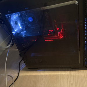 GTX1070TI,i5-8500게이밍 데스크탑 본체판매