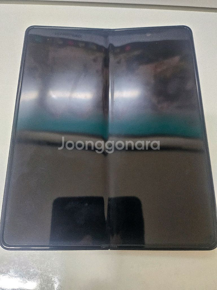 갤럭시폴드3--0