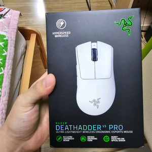 레이저 데스에더 v3 pro 화이트 데브삼 팝니다