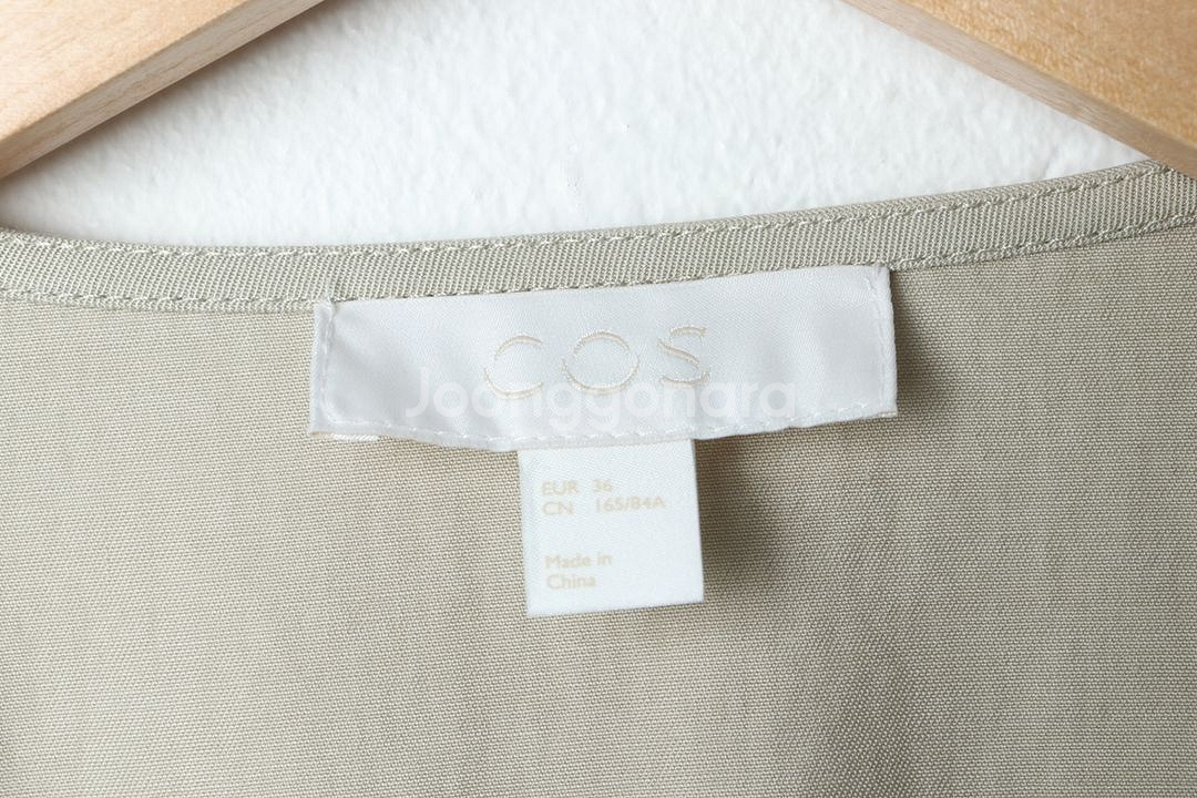 W(M) 코스 드레스 원피스 연그린 무지 브이넥--4