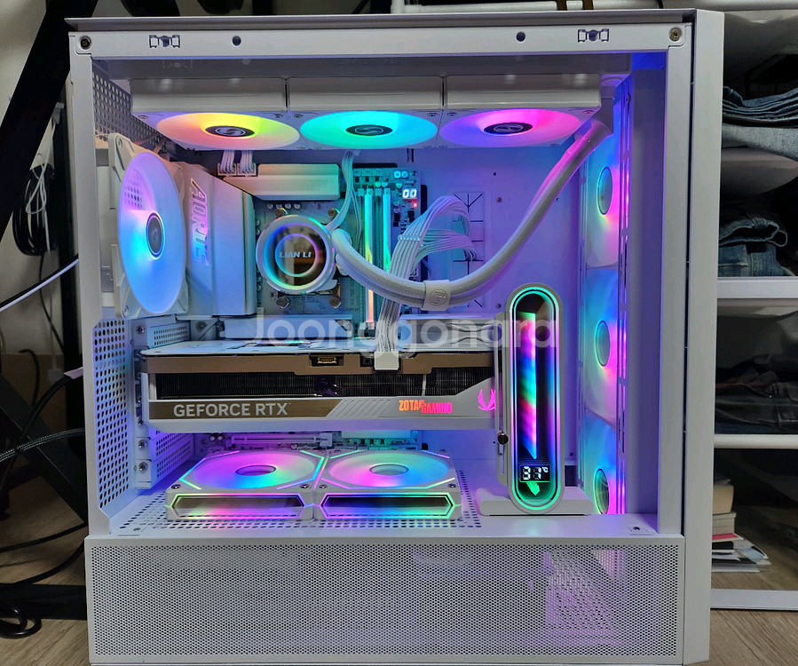 9800x3d RTX5090 게이밍본체--0