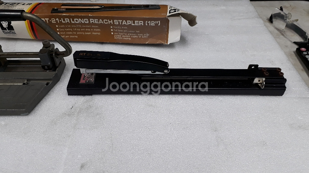 빈티지 문구 스템플러와 천공기총2종--1