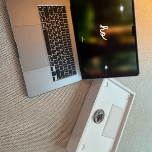 맥북 에어 M2 15 / 16GB 512GB