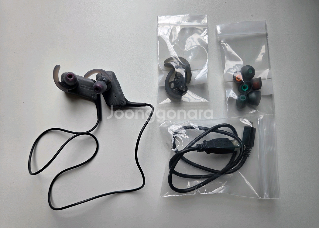 소니 MDR-AS600BT--5