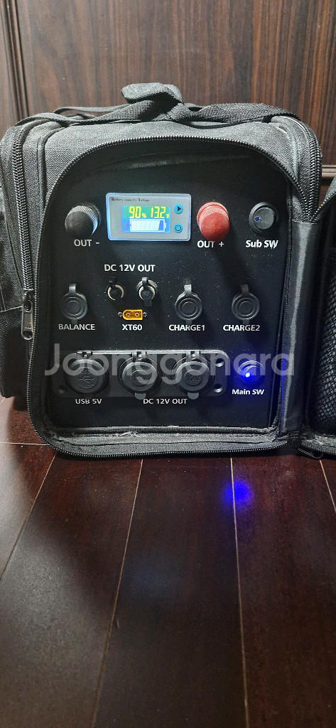 인산철 파워뱅크 12v 200A 팝니다.--0