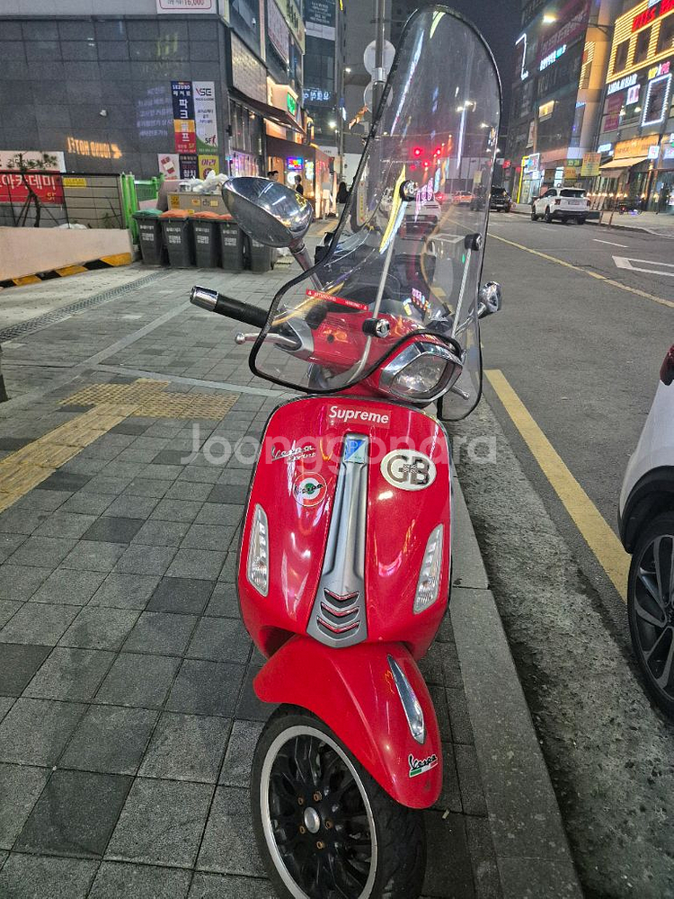 베스파 스프린트 ABS 125--4