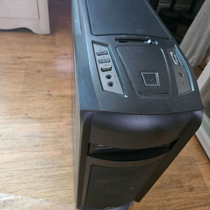 게임 pc+모니터 팔아요