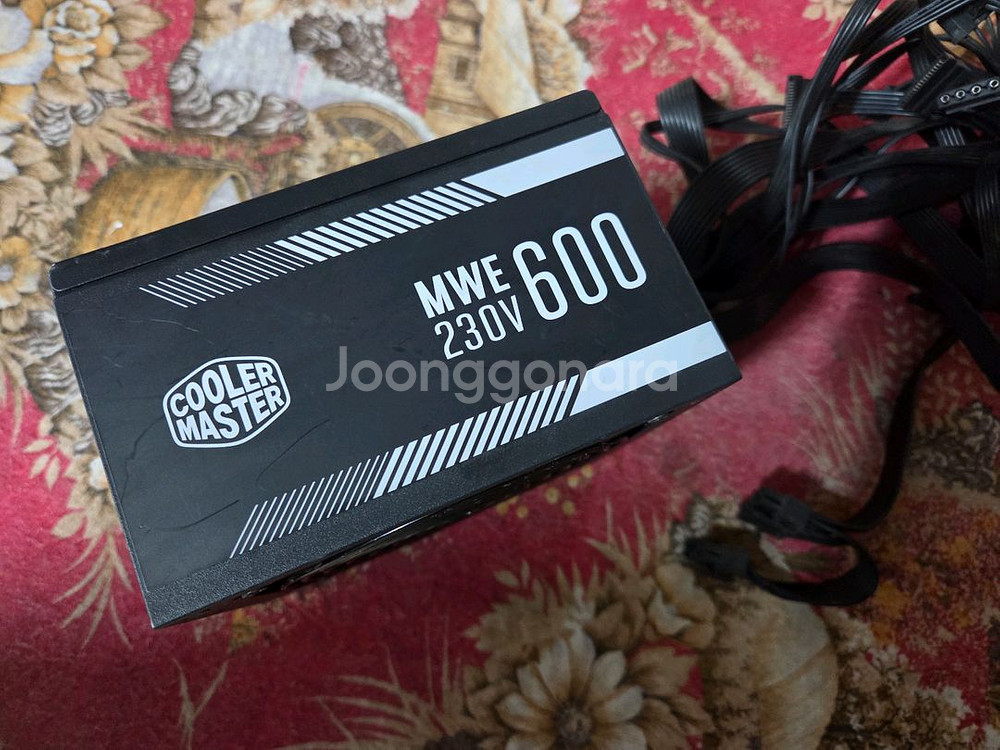 쿨러마스터 MWE 600W 파워서플라이--1
