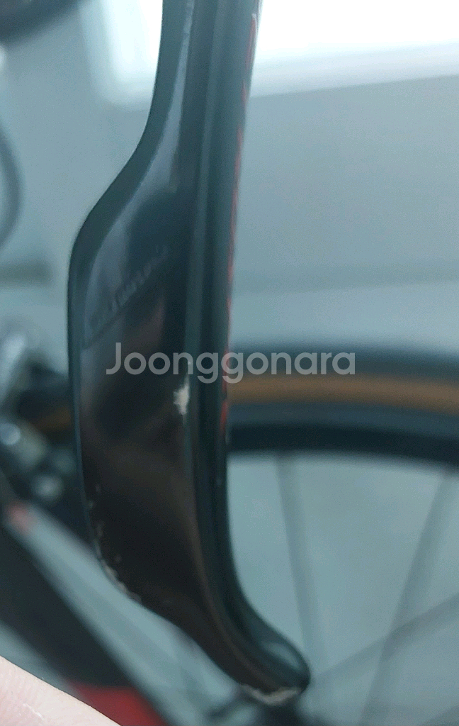 트위터 풀카본 로드 싸게 판매합니다.--6