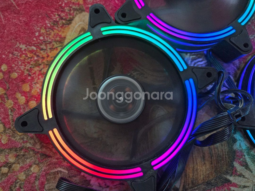 PSIONIC 레인보우 LED 팬 6개 120mm--2