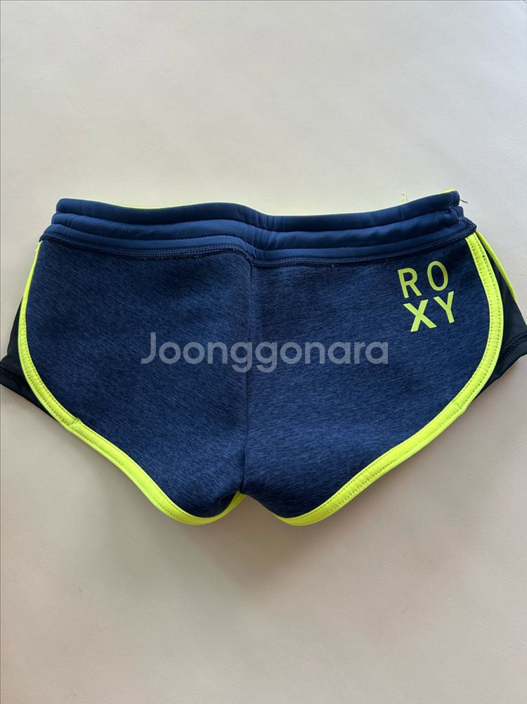 록시레쉬가드--1