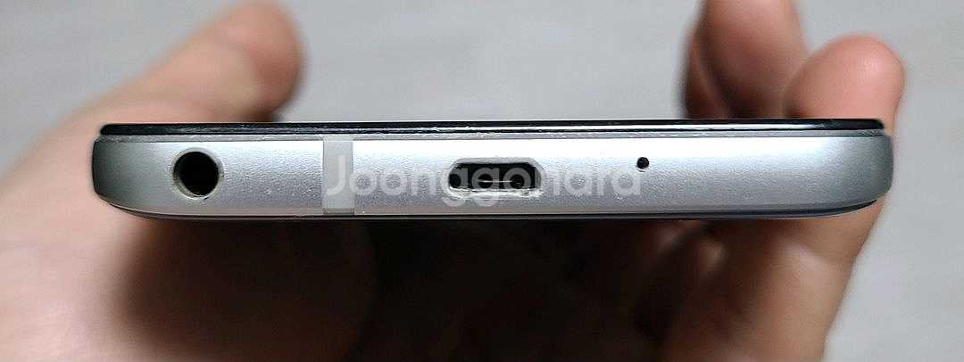 LG Q6(X600) 블루 32GB 싸게 팝니다.--3