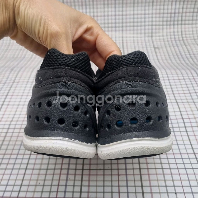 푸마 펀칭 리프트레이서 스니커즈250--3