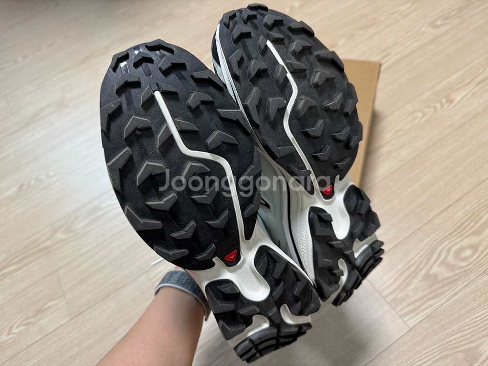 살로몬 XT-6 익스펜스 화이트 메탈 블랙 245--2