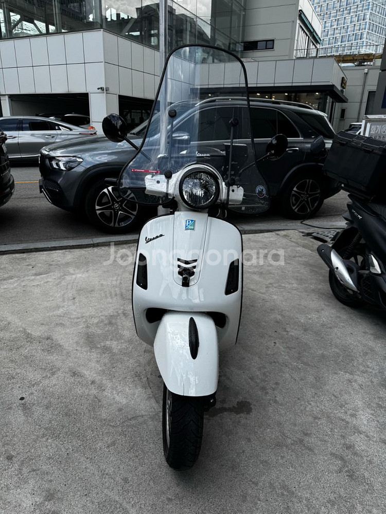 베스파 gts125--0