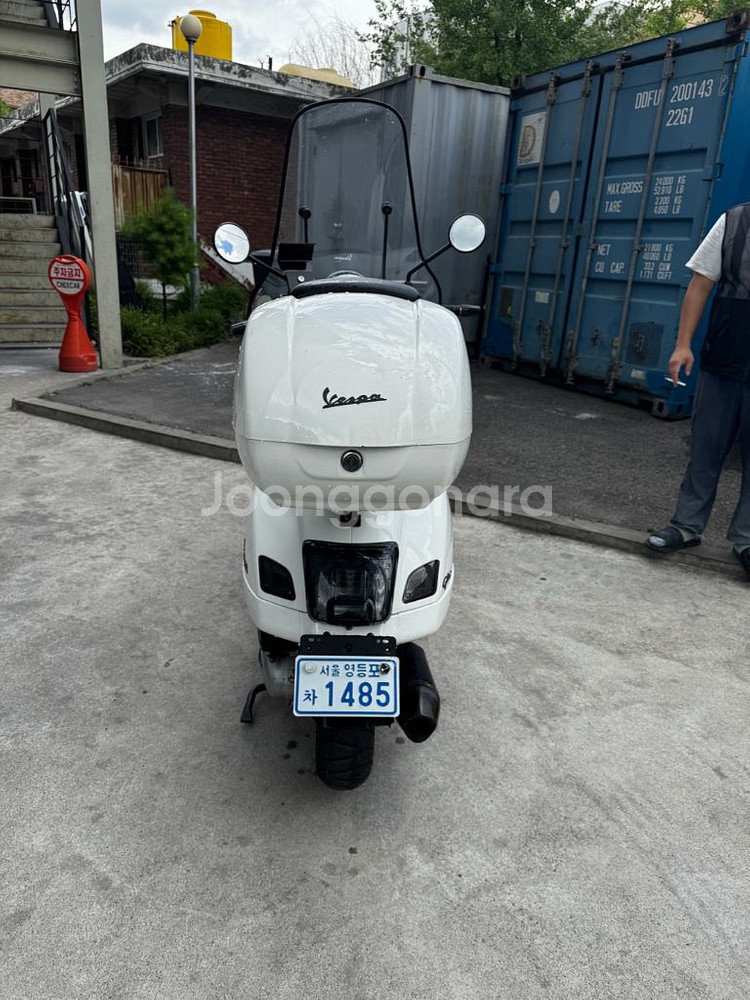 베스파 gts125--1