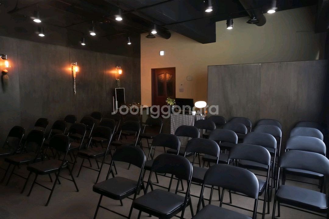 [최저가]접이식 폴딩 간이 공부 책상 테이블 식탁 의자--7