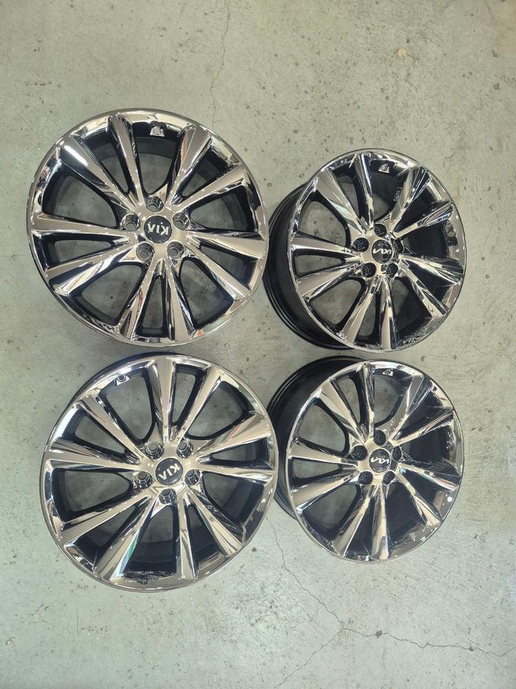 카니발 19인치 블랙크롬 순정휠--1