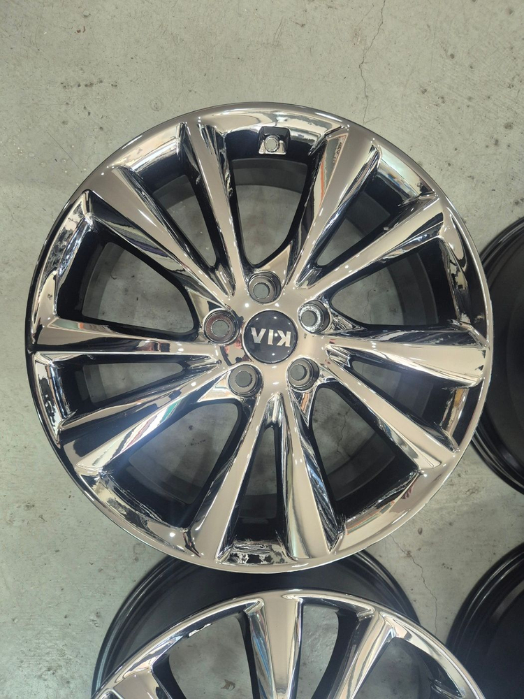 카니발 19인치 블랙크롬 순정휠--4