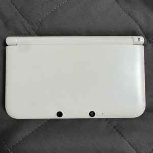 닌텐도 3ds xl + R4칩