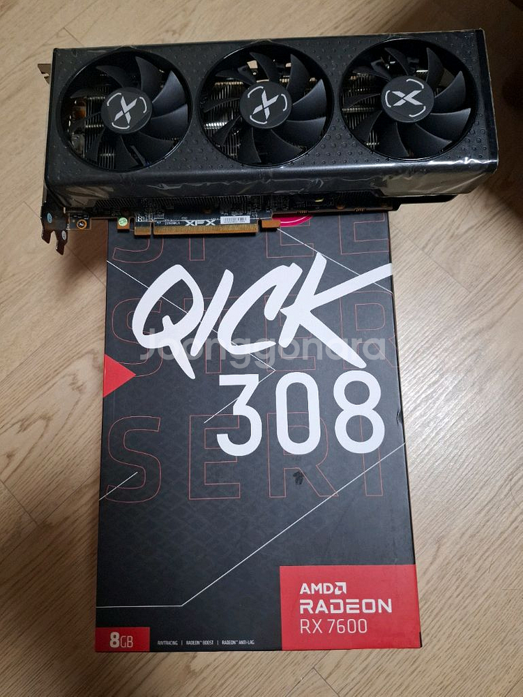 라데온 xfx rx7600 팝니다--0
