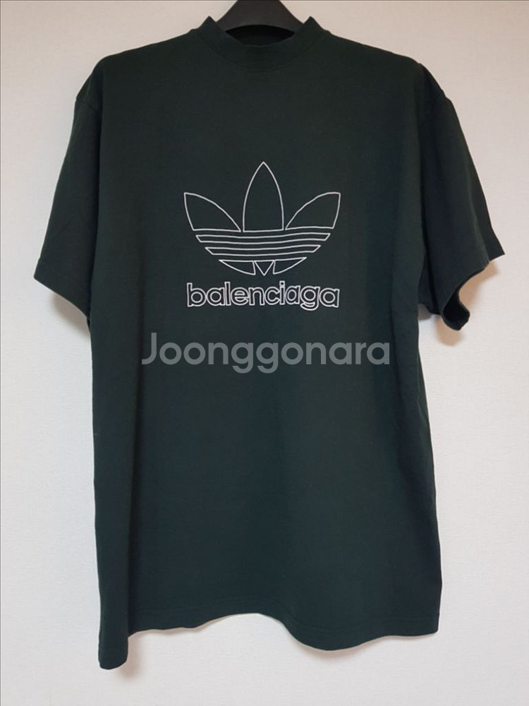발렌시아가 아디다스 불꽃 반팔 티셔츠 다크그린--0
