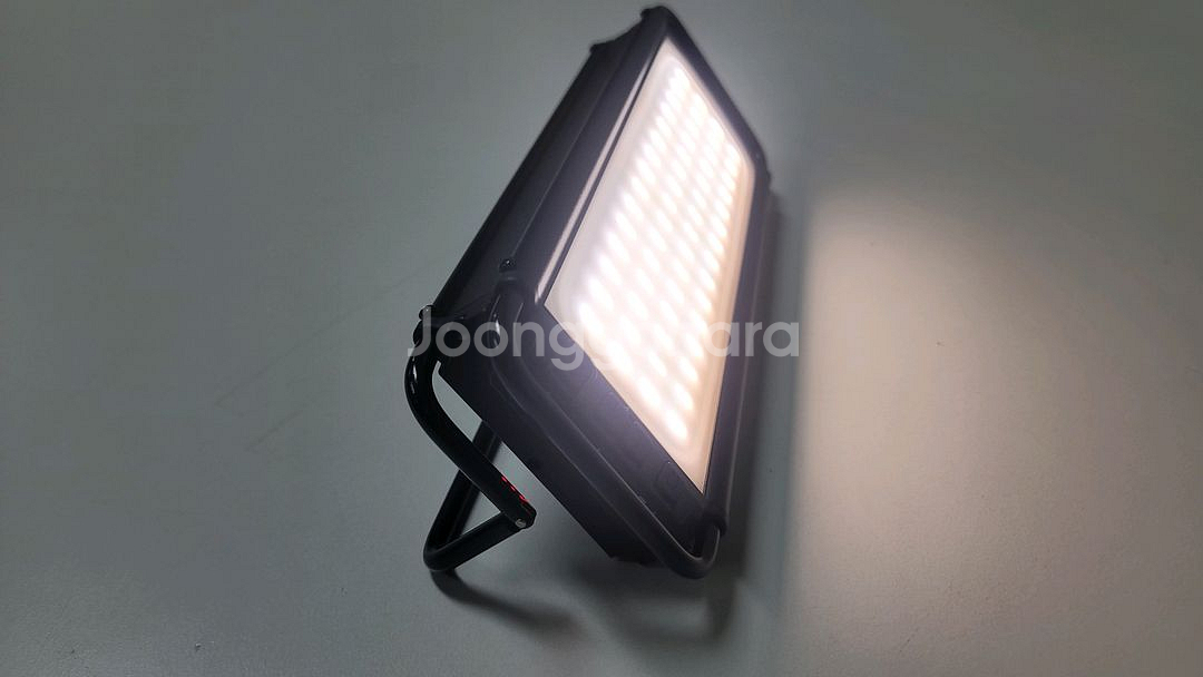 크레모어 울트라 3.0_X LED 랜턴 판매합니다.--2