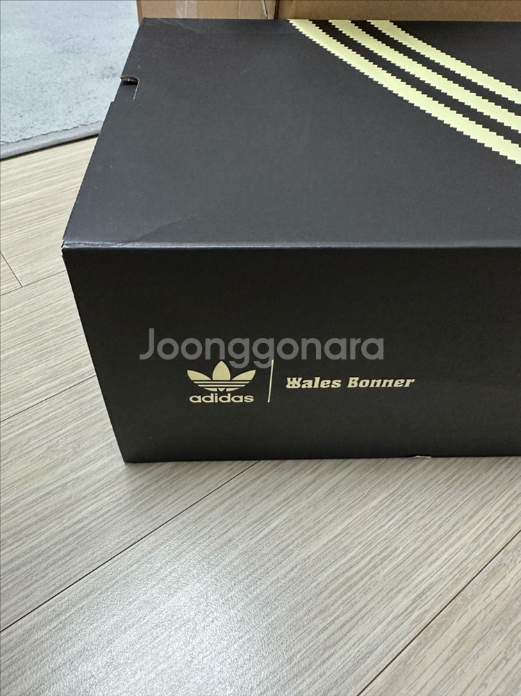 웨일즈보너 아디다스 카린타 스웨이드 280--0