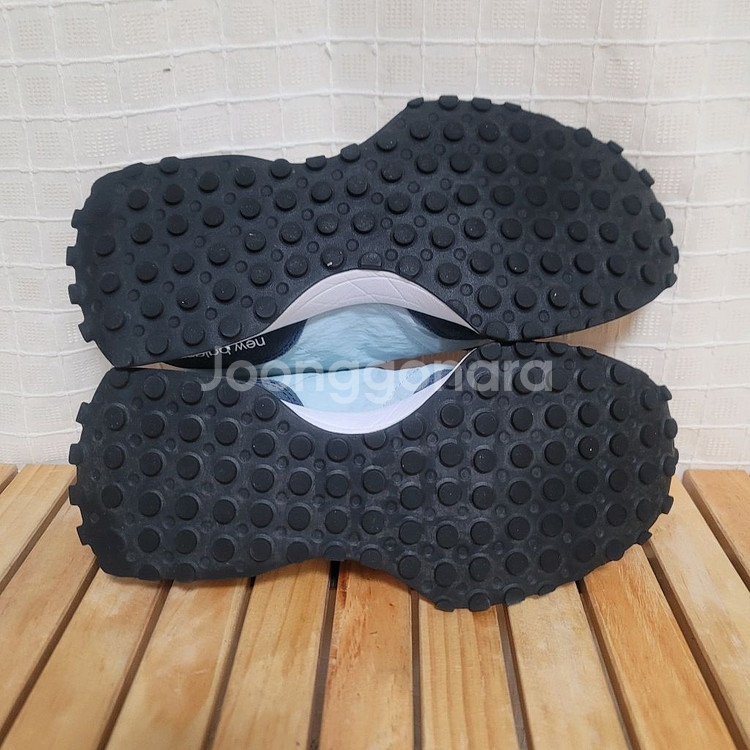 뉴발란스 327 운동화 275--6