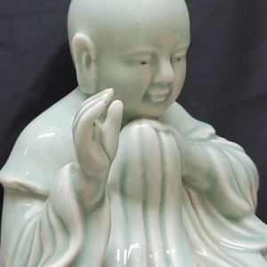 청자 불상 도자기