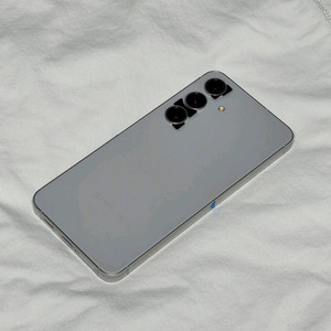 s24