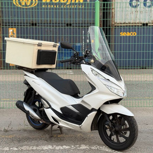 20년식 pcx 125 판매합니다.
