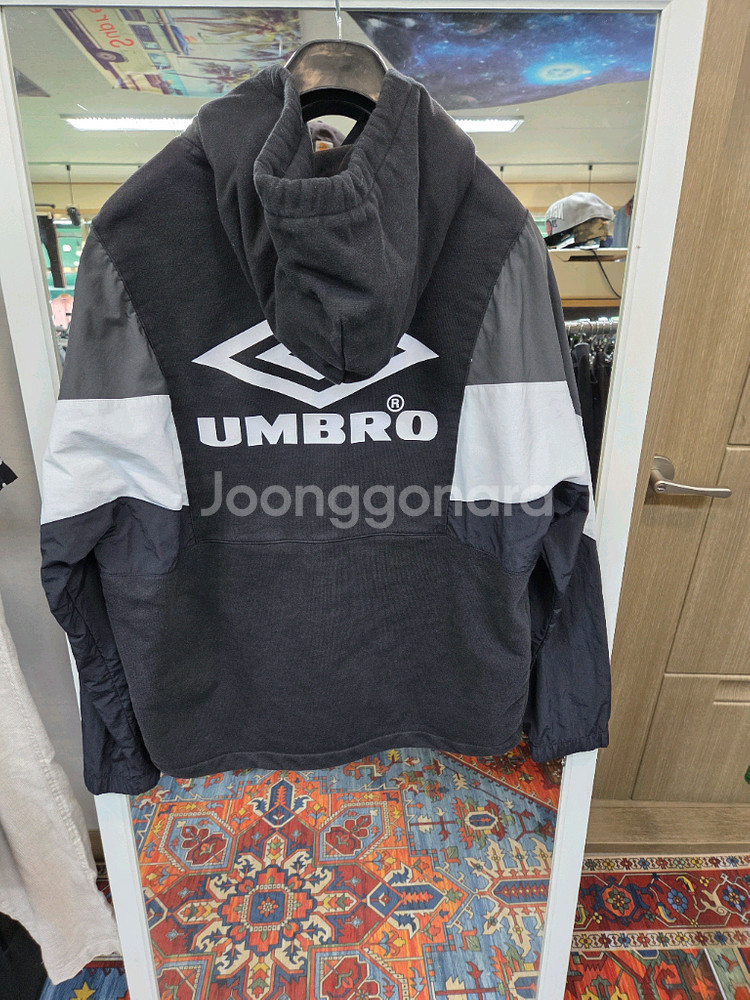 엄브로 빅로고 하이브리드 우븐 스트링 후드티 s 90--1