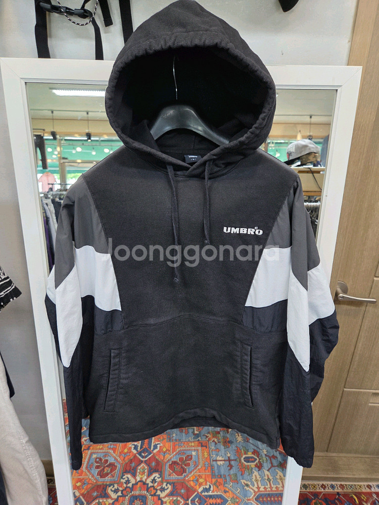 엄브로 빅로고 하이브리드 우븐 스트링 후드티 s 90--0