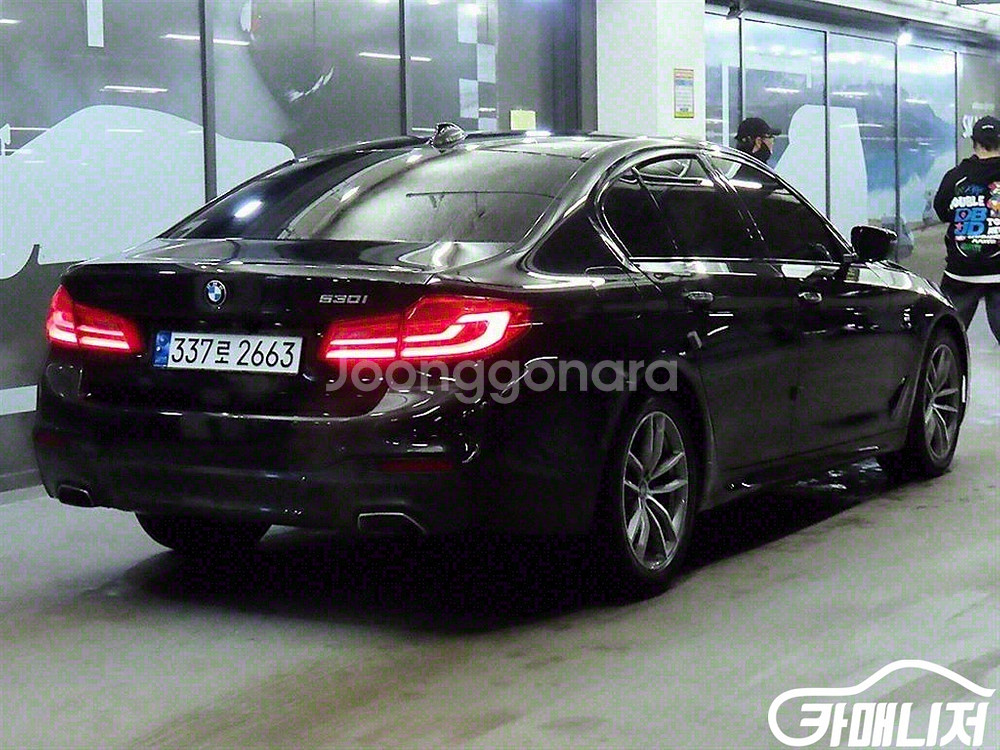 [BMW]5시리즈 (G30) 530i M 스포츠 플러스--5