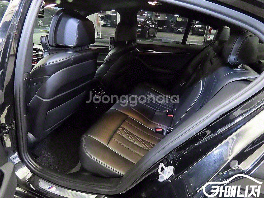 [BMW]5시리즈 (G30) 530i M 스포츠 플러스--6