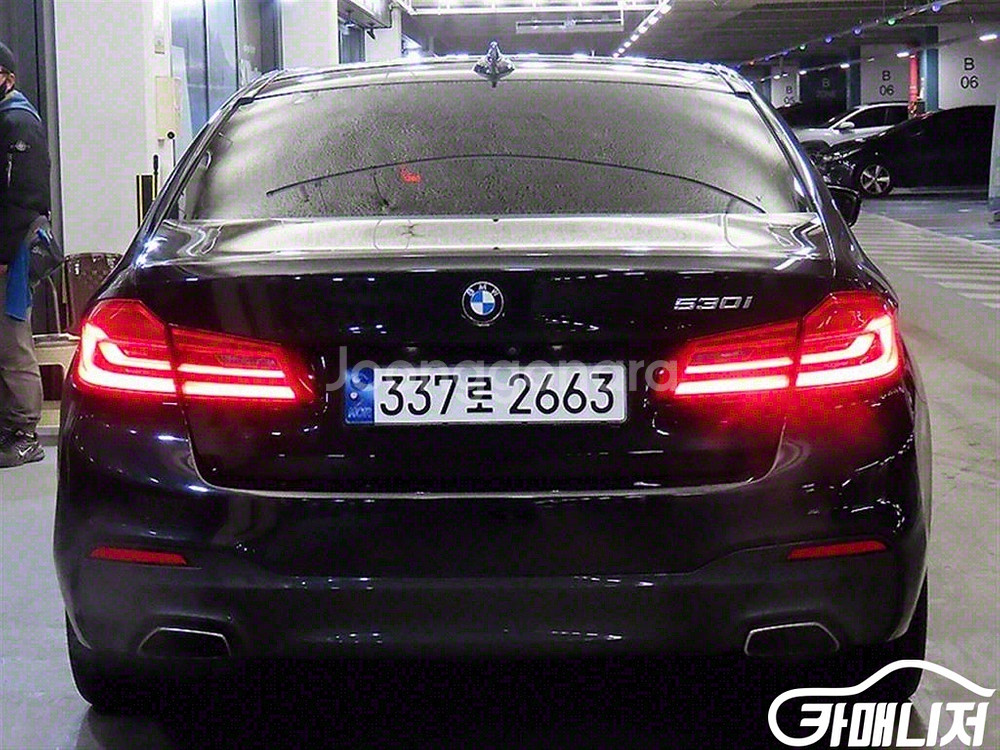 [BMW]5시리즈 (G30) 530i M 스포츠 플러스--1