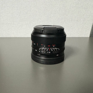 7장인 35mm f1.4 렌즈 팝니다