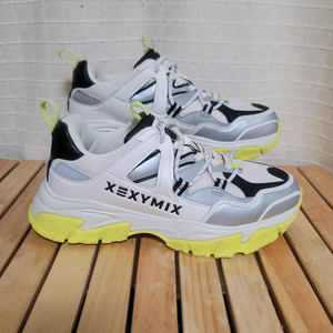 젝시믹스 운동화 어글리슈즈 260 (실착255)