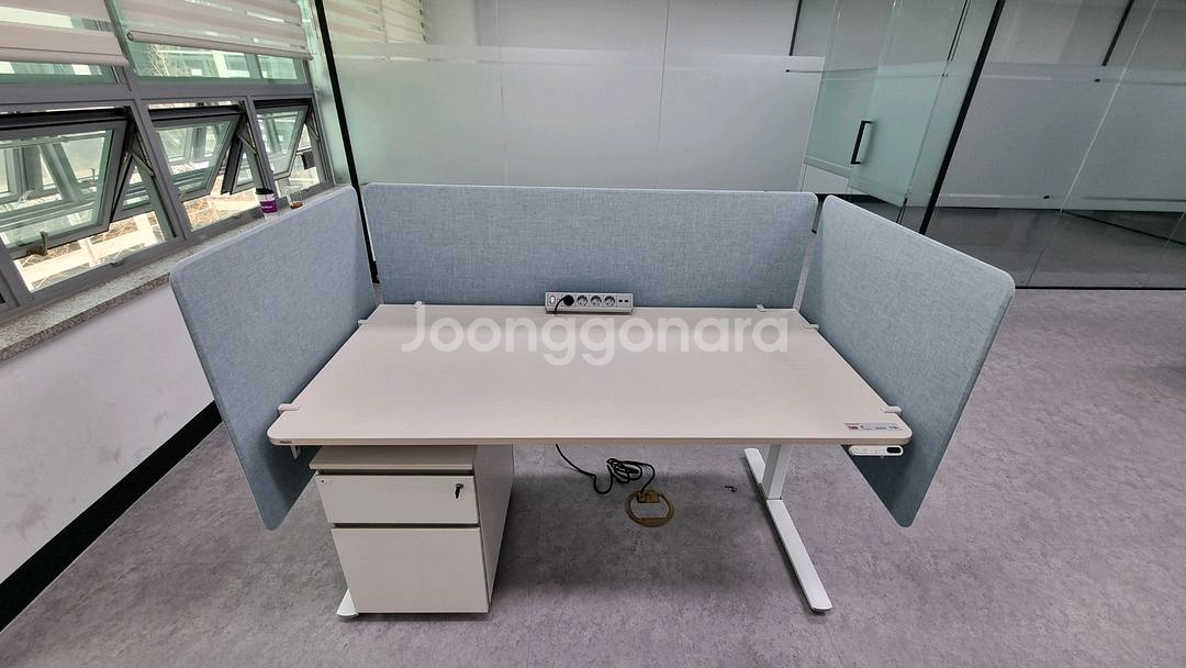 퍼시스 중고 사무실 가구 사무용 책상 의자 중역가구--3