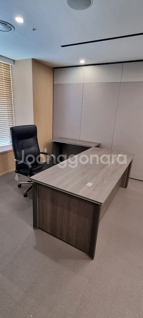 퍼시스 중고 사무실 가구 사무용 책상 의자 중역가구--7
