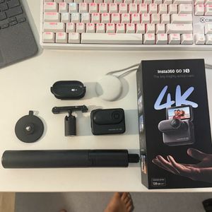 Insta360 GO 3S 128gb + 정품 2in1