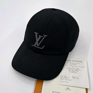 루이비통 온리 LV 볼캡 모자