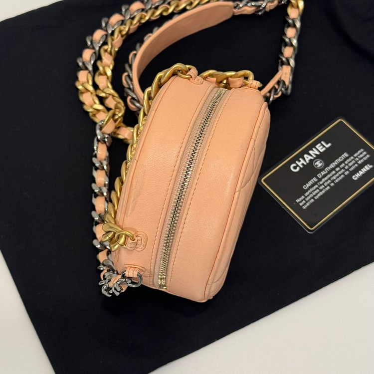 정품 샤넬 19 체인 클러치 동그리 탬버린 미니백 이미지