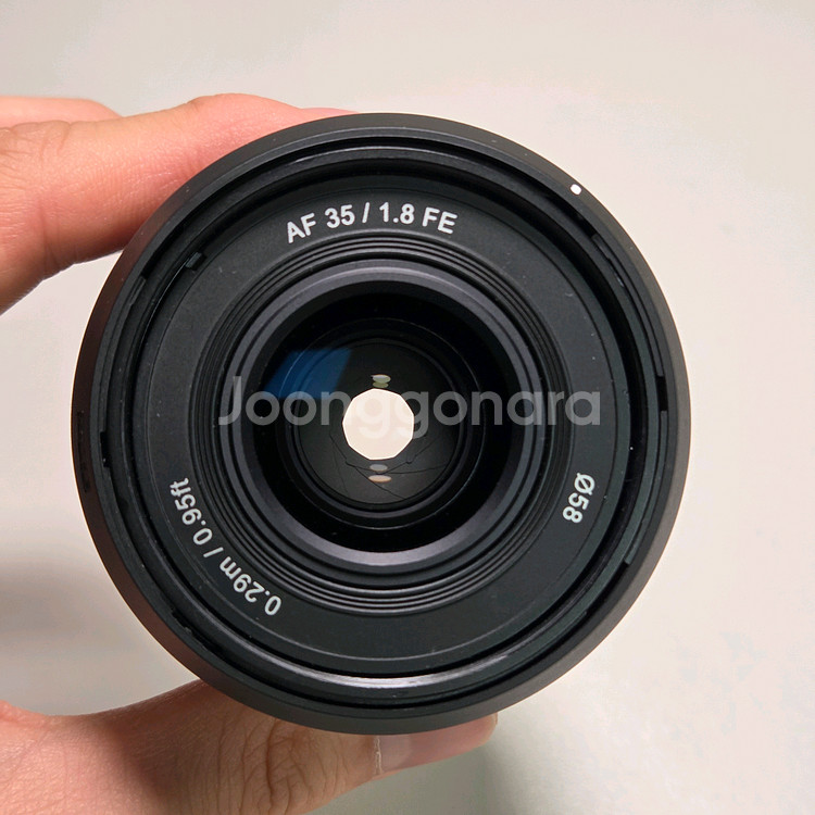 삼양 35mm f1.8 FE 소니 풀박스--3