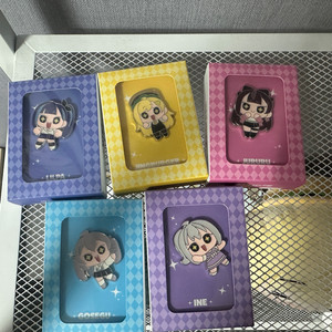 이세계 아이돌 메탈 뱃지