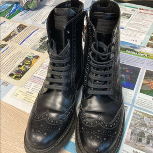 프라다 여성 워커