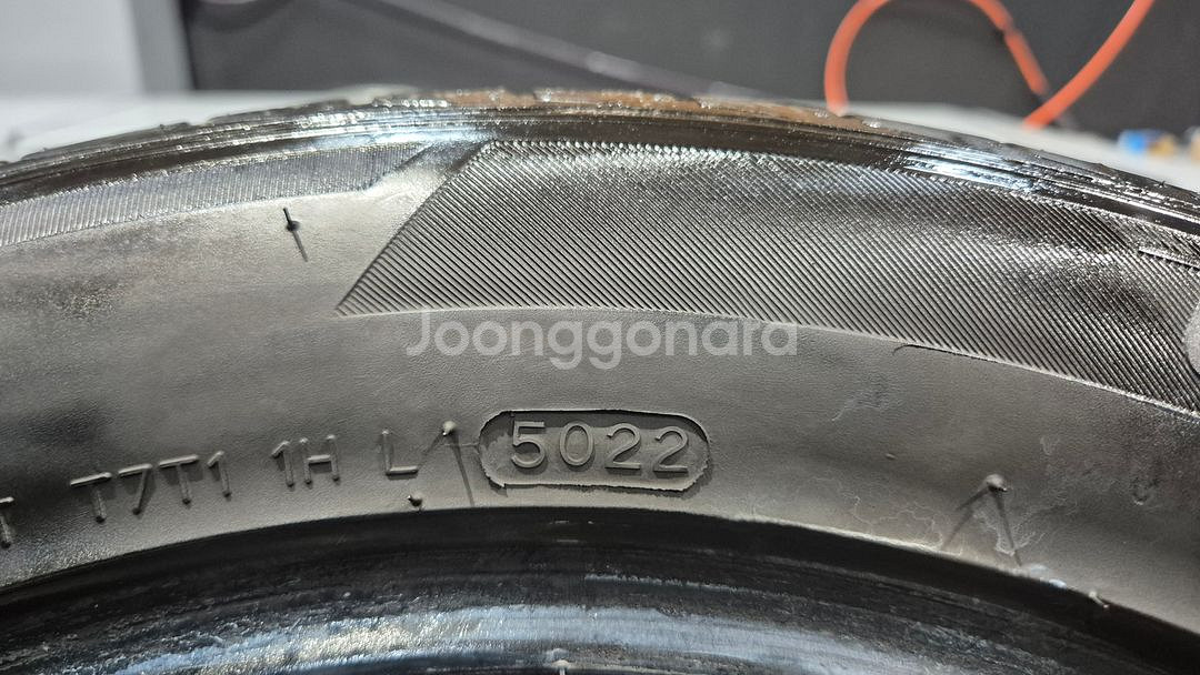 중고 타이어 215 55 17 라우펜 S FIT AS--4